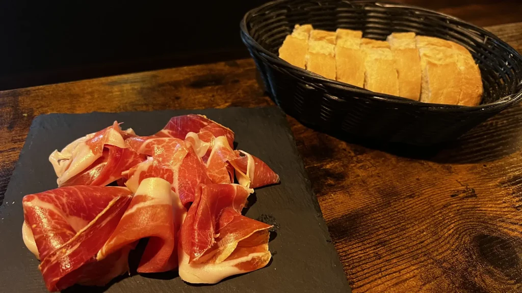 el-galgo-spanisches-restaurant-jamon-serrano-8